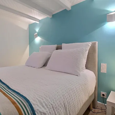 Holiday home Roz Vallee 2